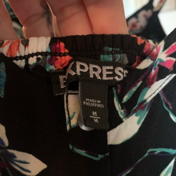 Express Summer Dress - Picture 3 of 4